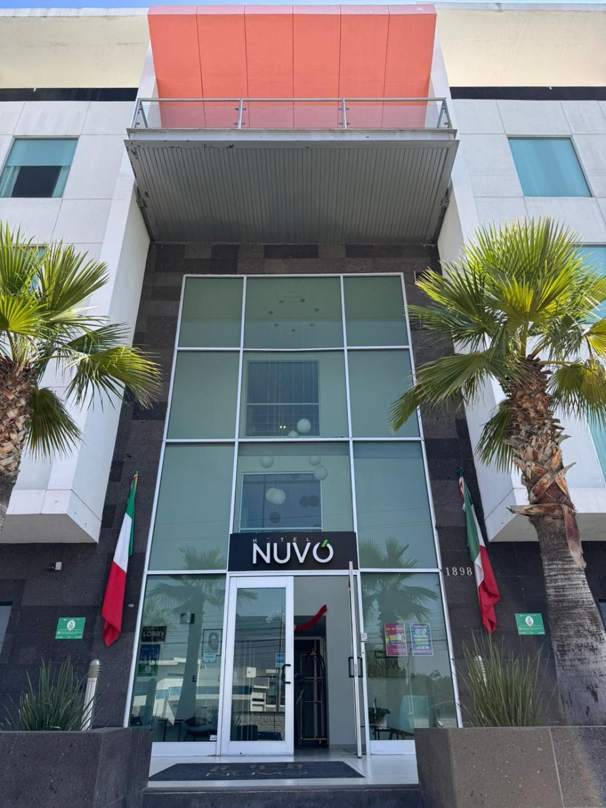 Hotel Nuvo Салтильо Екстериор снимка