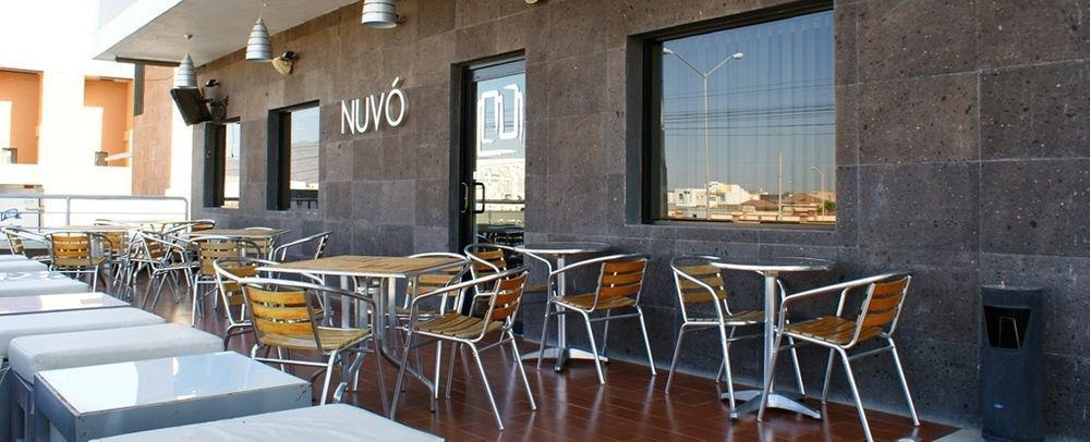 Hotel Nuvo Салтильо Екстериор снимка